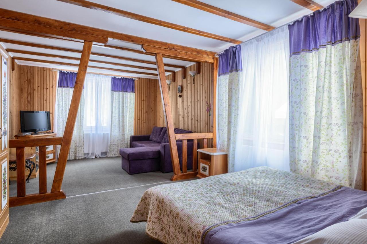 Lavanda Country Club Tatariv Ngoại thất bức ảnh